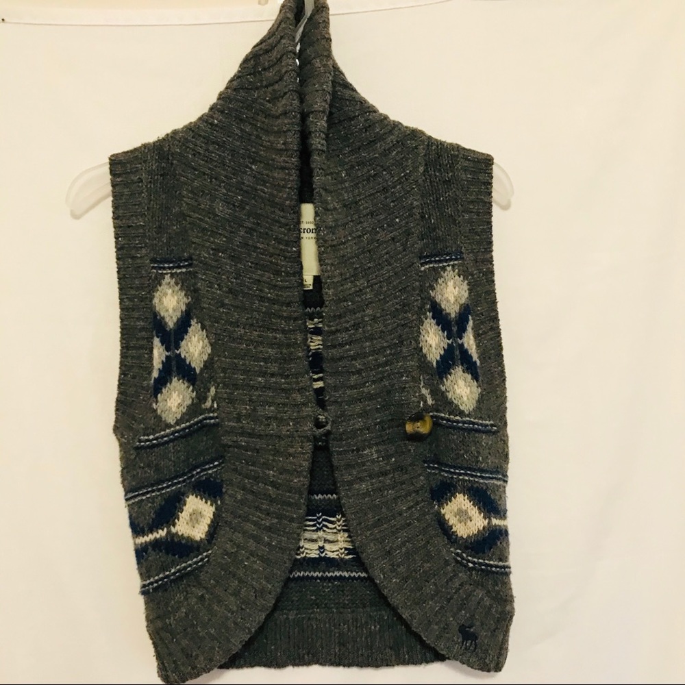 ABERCROMBIE gray chunky sweater vest - Picture 5 of 5
